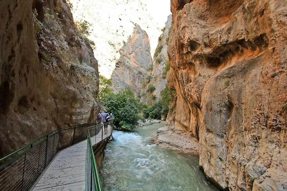 Oeluedeniz Ayyildiz Pansiyon Fethiye Turkey