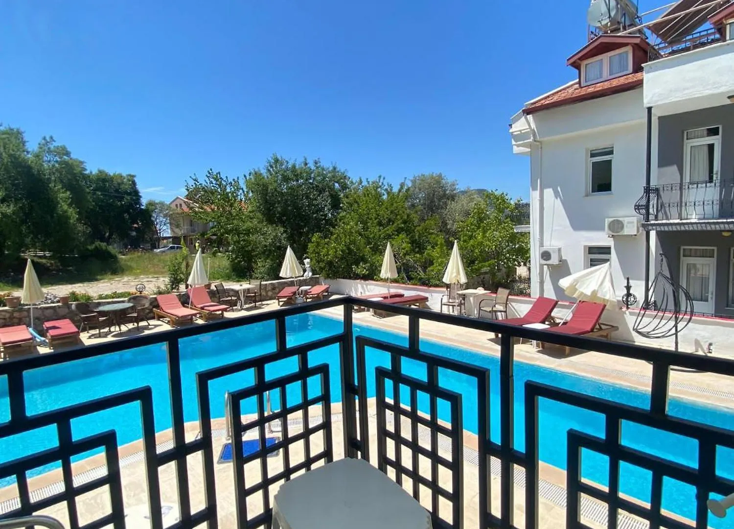 Oeluedeniz Ayyildiz Pansiyon Fethiye Homestay
